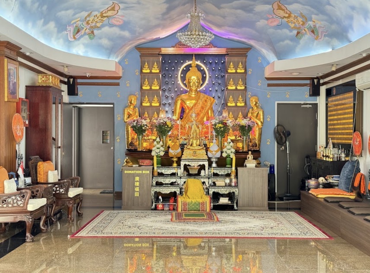 Interior of Buddhaguna Buddhist Temple