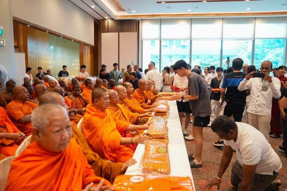 Kathina Offering — Buddhaguna Buddhist Temple